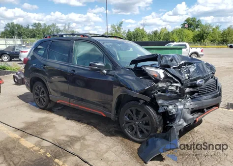 2019 Subaru Forester Sport z USA, uszkodzony, nr VIN JF2SKAPC5KH547859